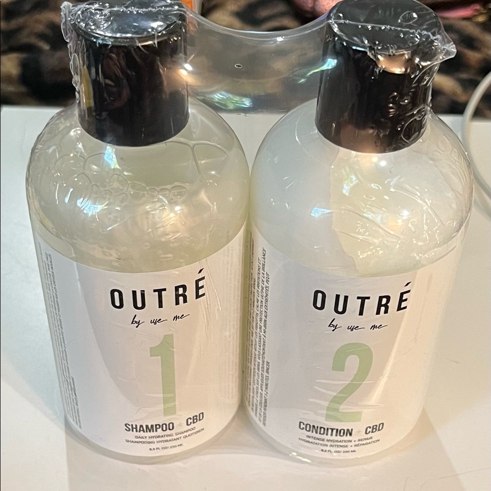 Shampoo and conditioner Outre